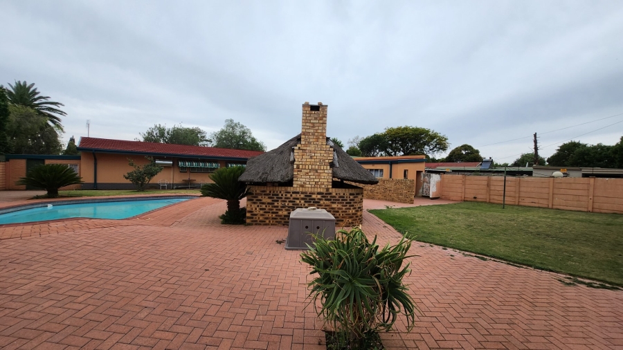 3 Bedroom Property for Sale in Stilfontein Ext 4 North West